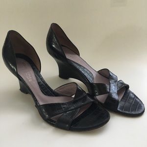 Kenneth Cole Vintage Wedge Sandals Black Leather